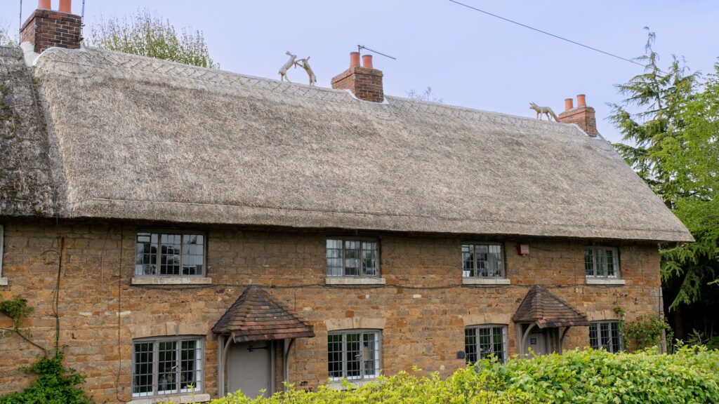 Simply Thatch Header